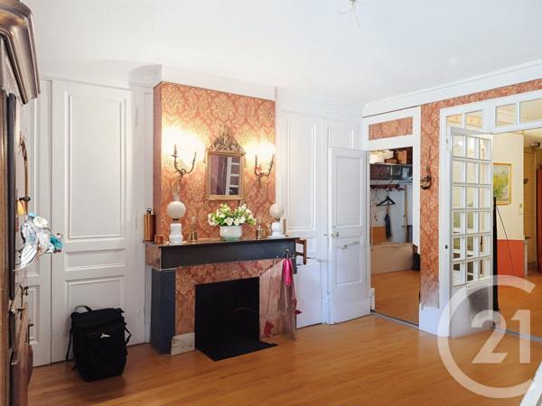 Appartement F4 à vendre  5 pièces - 116,81 m2 LYON - 69002