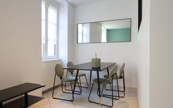 Appartement à louer    2 pièces •  Montluel