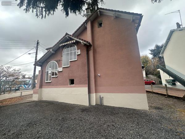 Maison à vendre à Bellerive-sur-Allier dans l'Allier (03700), ref : 2024/889-03020