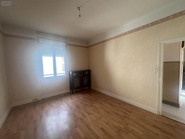 Maison à vendre à Bellerive-sur-Allier dans l'Allier (03700), ref : 2024/889-03020