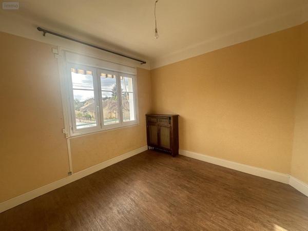 Maison à vendre à Bellerive-sur-Allier dans l'Allier (03700), ref : 2024/889-03020