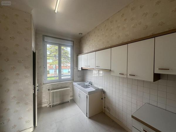 Maison à vendre à Bellerive-sur-Allier dans l'Allier (03700), ref : 2024/889-03020