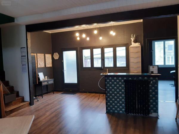 Immeuble à vendre à Noyal-Pontivy dans le Morbihan (56920), ref : 063-353