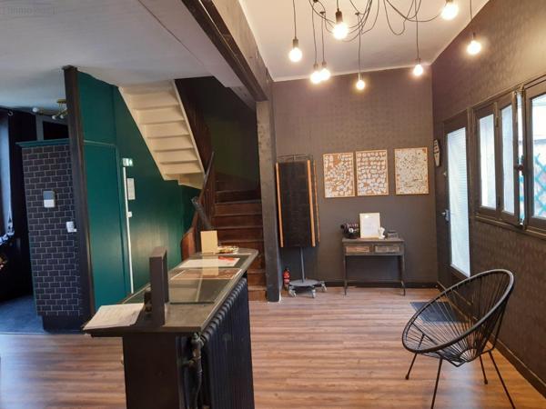 Immeuble à vendre à Noyal-Pontivy dans le Morbihan (56920), ref : 063-353