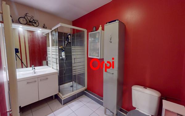 Appartement à vendre    2 pièces • 40,50 m2 Vaulx-en-Velin