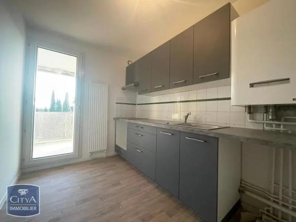 Appartement à louer 2 pièces 53.78m²