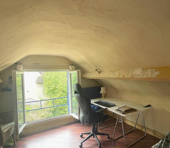 Gometz-le-Châtel (91940) Maison avec un grand jardin arboré