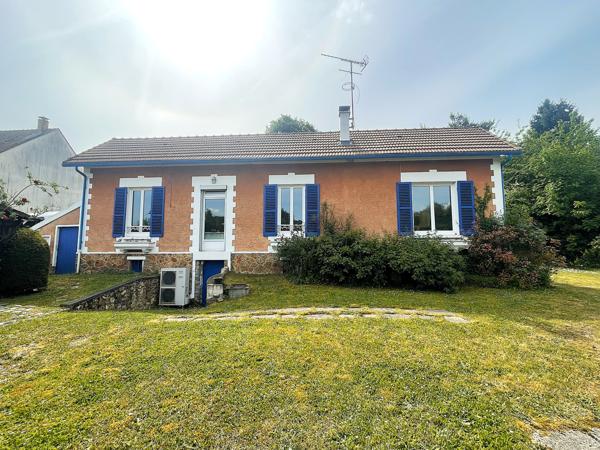 Gometz-le-Châtel (91940) Maison avec un grand jardin arboré