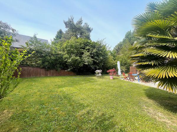 Gometz-le-Châtel (91940) Maison avec un grand jardin arboré