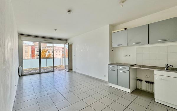 Appartement à vendre    2 pièces •  Istres