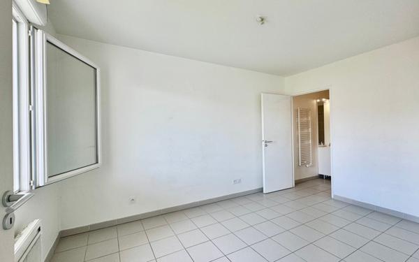 Appartement à vendre    2 pièces •  Istres