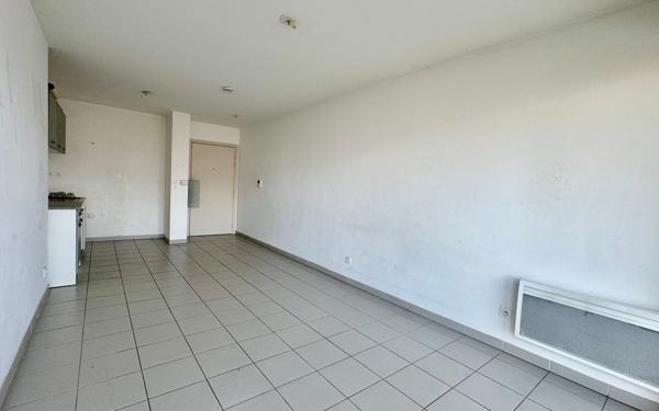 Appartement à vendre    2 pièces •  Istres