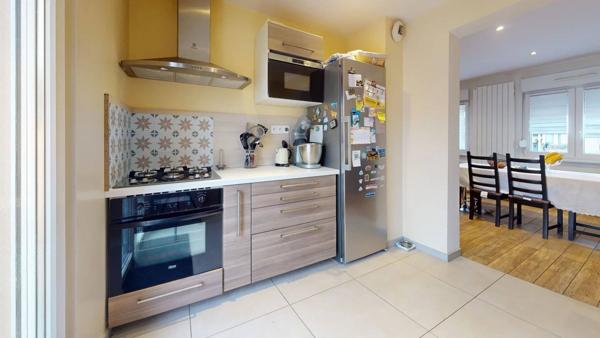 Maison entièrement rénovée – 4 pièces – 85 m² habitable, 137 m² au sol