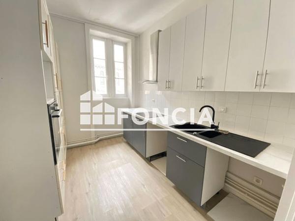 Location Appartement 4 pièces 139.1 m² - 10 RUE JULES NORIAC Limoges 87000