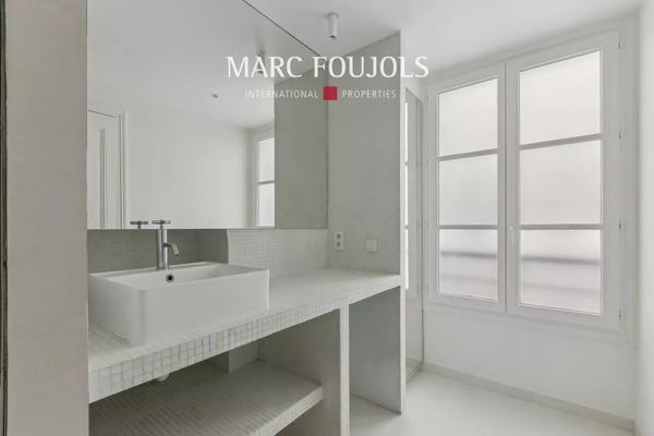 Paris Ier – Vendome – Saint-Honoré – 3 pièces rénové avec vue sur la place