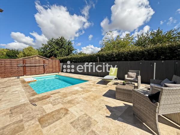 Maison
         6 pièces
        - 121 m² 269 000 € *