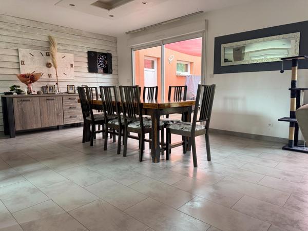 Maison à Mayenne, 53100 - 7 pièces 163m²