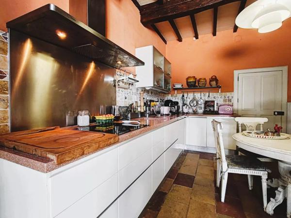 Vente Maison 7 pièces 300 m2 à Lisle-sur-Tarn