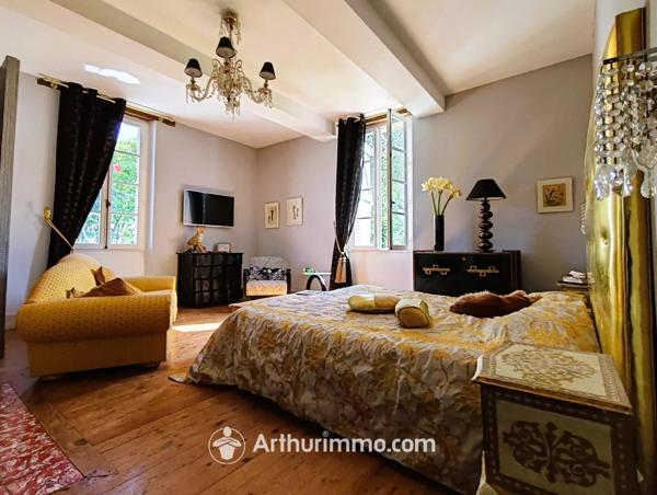 Vente Maison 7 pièces 300 m2 à Lisle-sur-Tarn