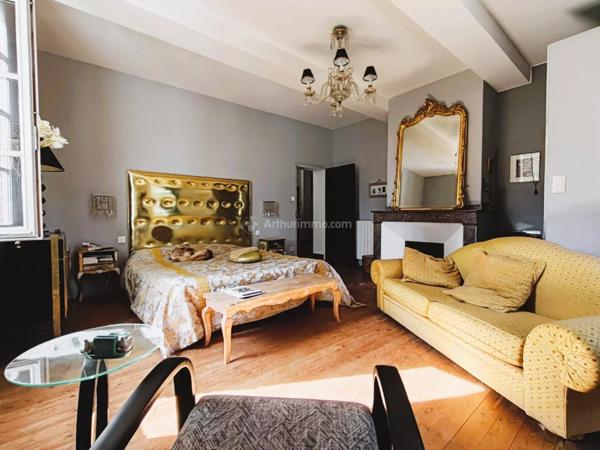 Vente Maison 7 pièces 300 m2 à Lisle-sur-Tarn