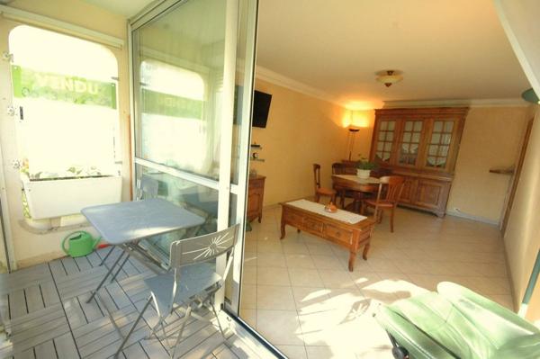 Dpt Seine-et-Marne (77) à vendre secteur MELUN, Appartement Type 4 de 90 m2