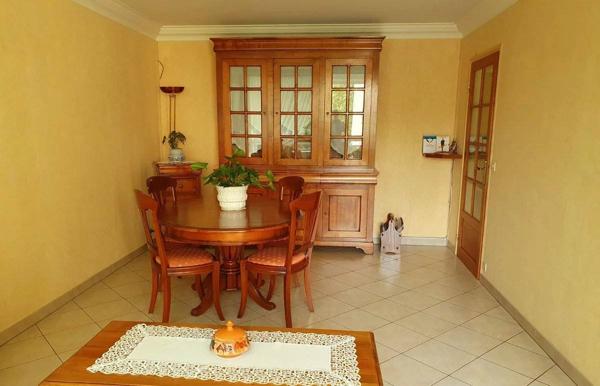 Dpt Seine-et-Marne (77) à vendre secteur MELUN, Appartement Type 4 de 90 m2