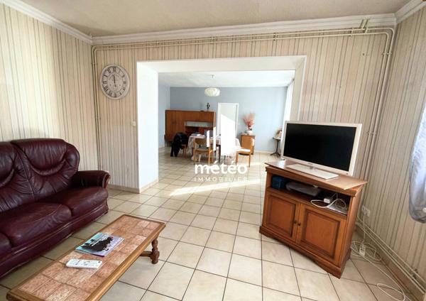 Maison familiale à rénover de 180m² au Coeur de Luçon – 5 chambres