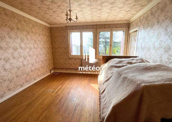 Maison familiale à rénover de 180m² au Coeur de Luçon – 5 chambres