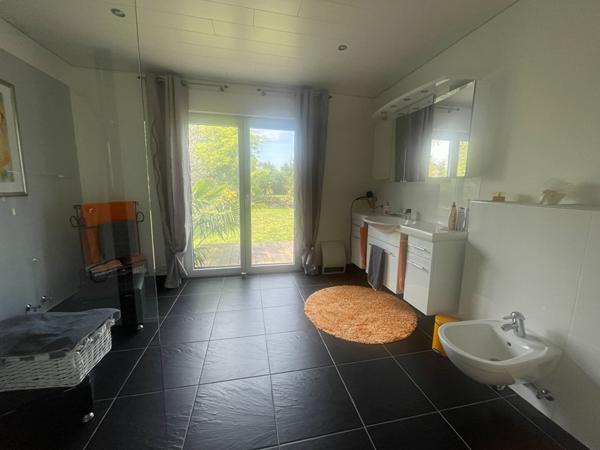 Maison 5 pièces – 180m²