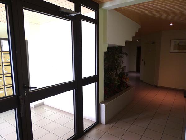 SAINT-AVERTIN - F3 EN RÉSIDENCE AVEC JARDIN, CAVE ET BOX