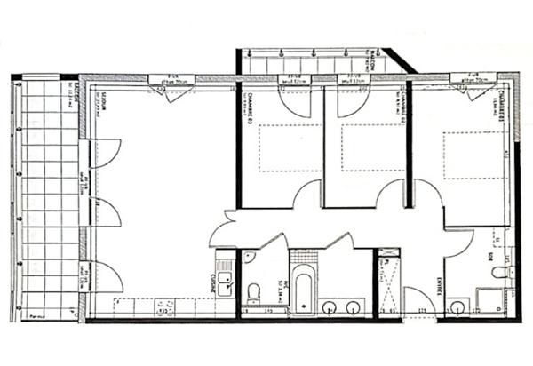 BORDEAUX BERGES DU LAC - IMMEUBLE 2011 - 3 CHAMBRES - TERRASSE 15 M² - EXPO SUD OUEST - DPE C - GRAND PARKING