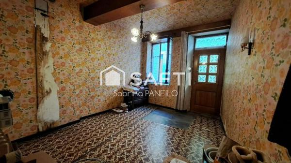 CENTRE VILLE AVEC GARAGE ET TERASSE