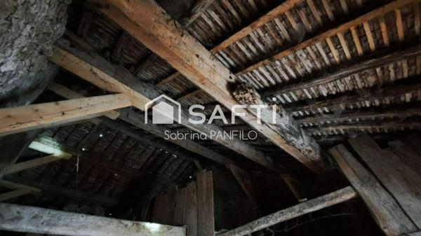 CENTRE VILLE AVEC GARAGE ET TERASSE