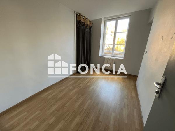 Location Appartement 2 pièces 35.38 m² - 29 RUE RICHARD LENOIR Flers 61100