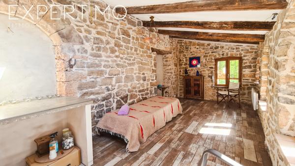 Anduze (30140) Maison en pierres 160 m²