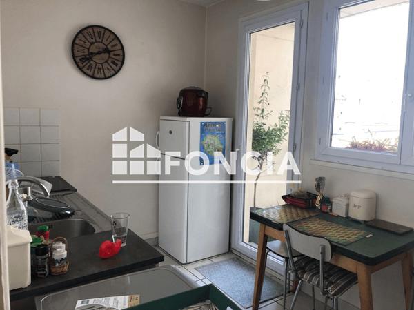Location Appartement 2 pièces 44.86 m² - 7 PLACE HTE VIEILLE TOUR Rouen 76000