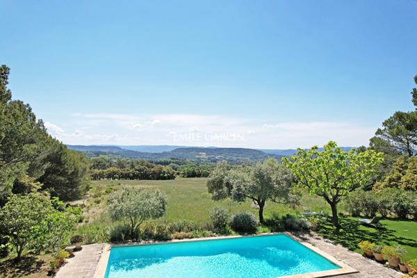 A vendre - A Lourmarin - Maison avec vue dominante