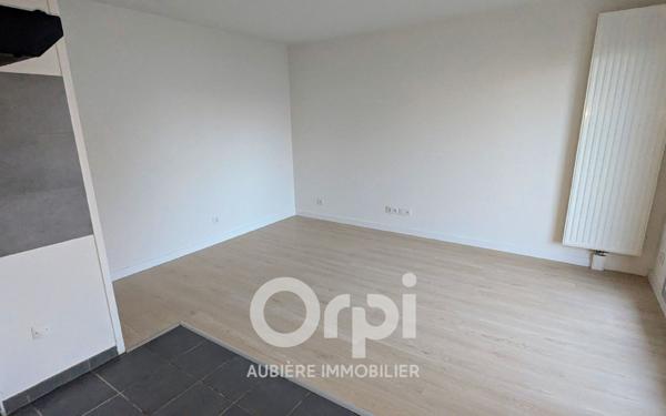 Appartement à vendre    2 pièces • 40,80 m2 Clermont-Ferrand