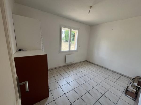 Maison à louer 650 € CC St-Sulpice-les-Feuilles 4 p 78 m² DPE C