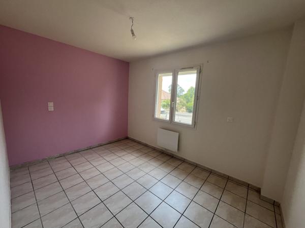 Maison à louer 650 € CC St-Sulpice-les-Feuilles 4 p 78 m² DPE C