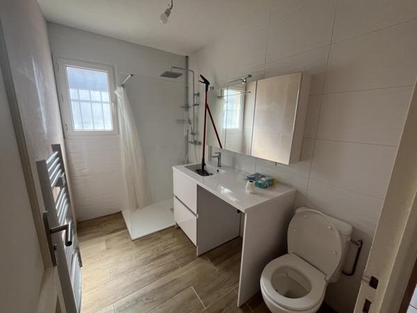 Maison à louer 650 € CC St-Sulpice-les-Feuilles 4 p 78 m² DPE C