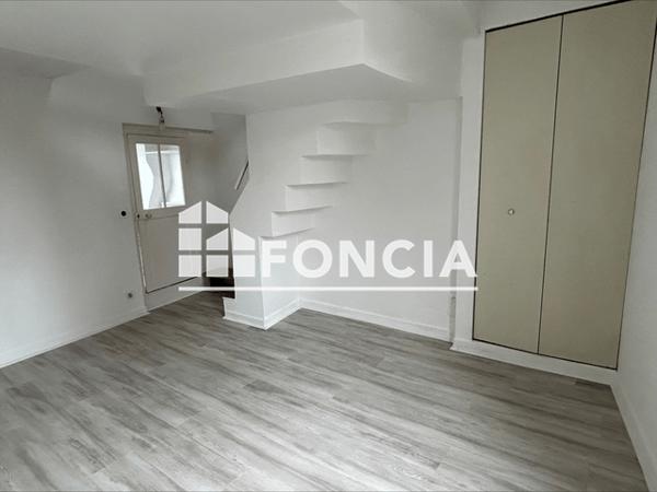 Location Appartement 2 pièces 43.13 m² - 28 RUE COQUILLE Orleans 45000