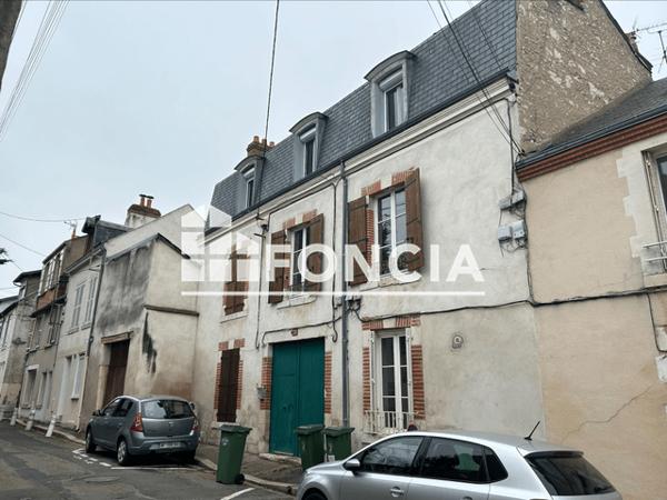 Location Appartement 2 pièces 43.13 m² - 28 RUE COQUILLE Orleans 45000