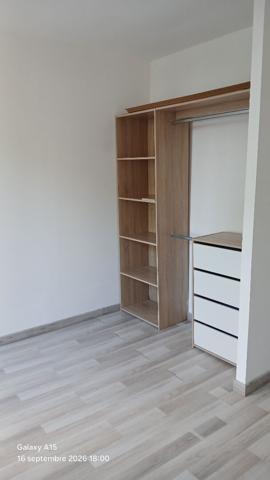 Maison à louer Saintes : 3 pièces, 68m² avec 2 chambre(s) à 800€ - AJP Immobilier Saintes