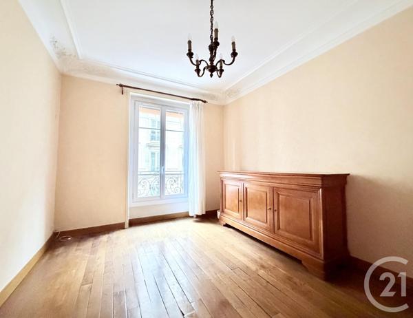Appartement à vendre  3 pièces - 52,27 m2 PARIS - 75018