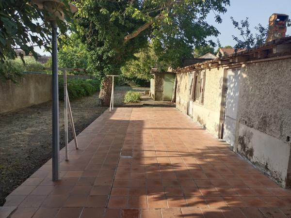 Carcassonne (11000) Vente Classique Maison de ville T5/6 / terrain 630 m2 / garage