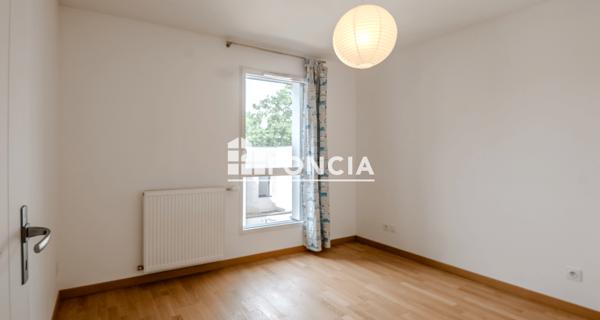 À vendre Appartement 4 pièces 90 m² - Saint-julien-en-genevois 74160