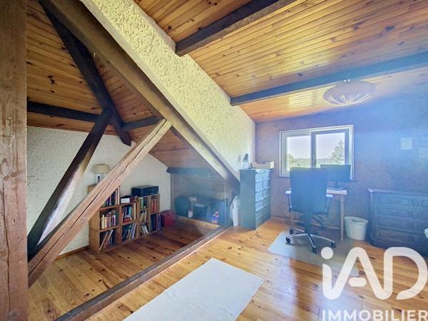 Maison à vendre 6 pièces 145 m² Saint-Genis-Laval