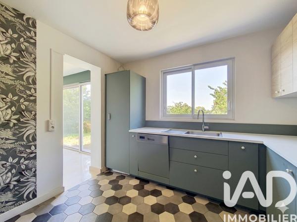 Maison à vendre 6 pièces 145 m² Saint-Genis-Laval