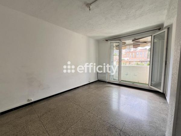 Appartement
         3 pièces
        - 50 m² 149 000 € *
